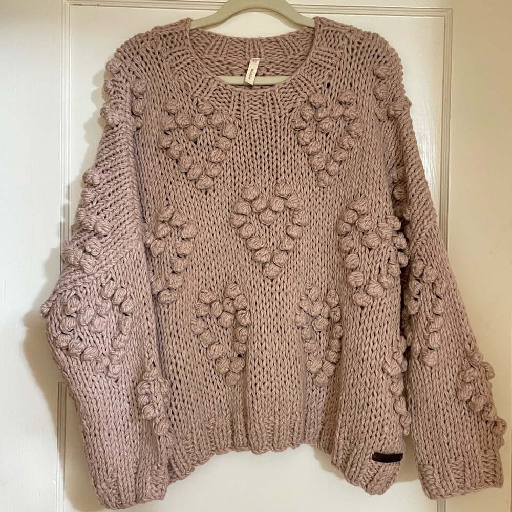 Wishlist Mauve Pink Heart Sweater NWOT Size M/L